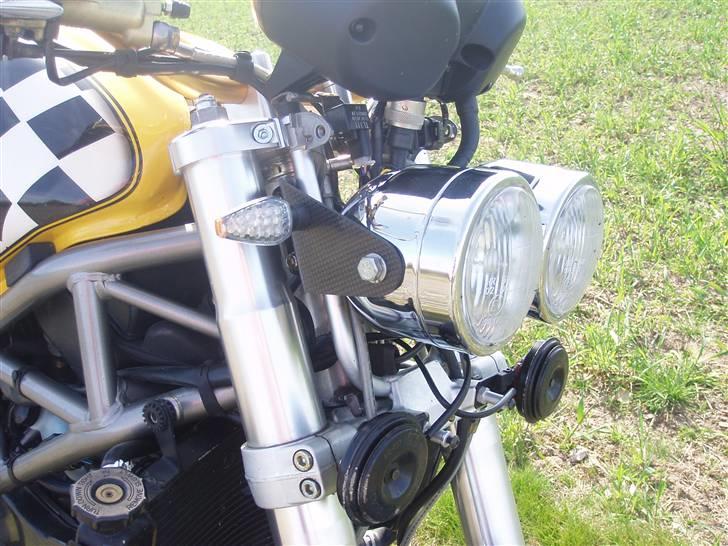Ducati monster s4 916 - dobbelte forlygter med carbon-holdere. billede 10
