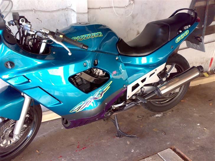 Suzuki gsxf 600 ( solgt ) billede 1