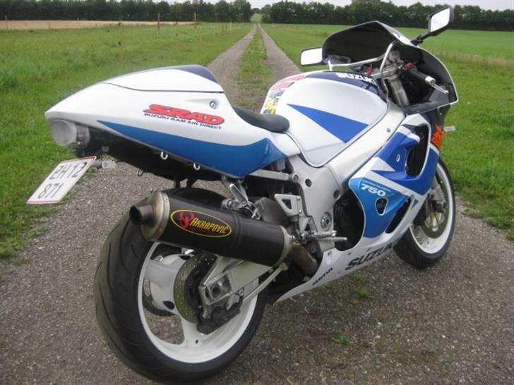 Suzuki GSX R 750  " Solgt" billede 11