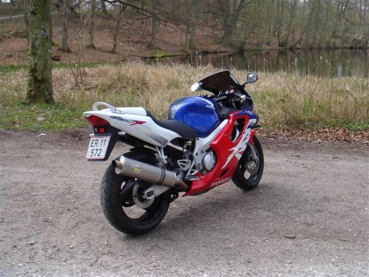 Honda CBR 600 F4 billede 4