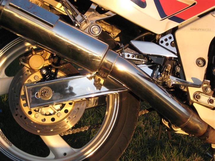 Yamaha fzr 1000 billede 3