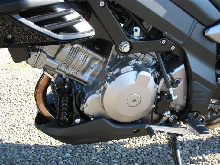 Suzuki DL 1000 V-Strom billede 4