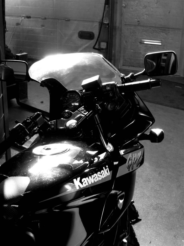 Kawasaki GPZ 500 S billede 8