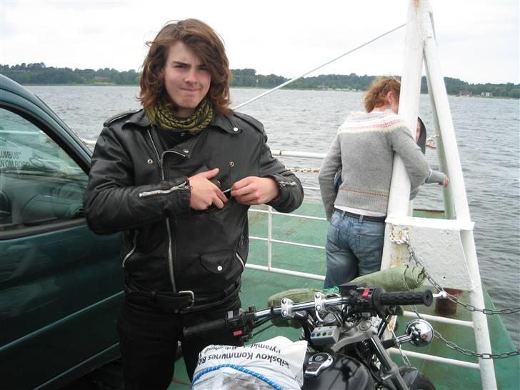 Yamaha XV Virago - Solgt - Arvet Ewald læderjakke. Med rødt for... billede 11