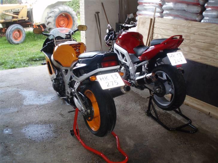 Suzuki SV 1000 N K7 **SOLGT** billede 3