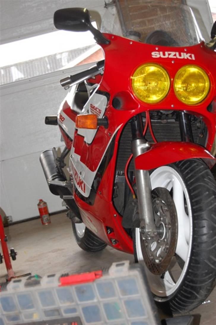Suzuki gsxr 750 - Super 80´er stil :) billede 3