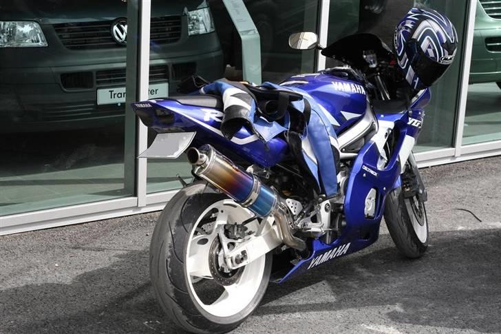 Yamaha YZF R6 [Solgt] billede 15