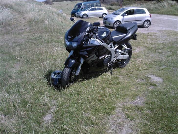 Honda CBR 900 RR Fireblade billede 2