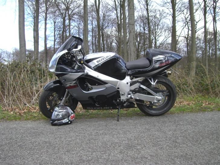 Suzuki GSX750R SOLGT TIL CLAUS billede 14