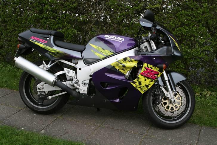 Suzuki GSXR 750 billede 6