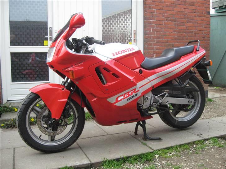 Honda cbr 600F1 (solgt) billede 1