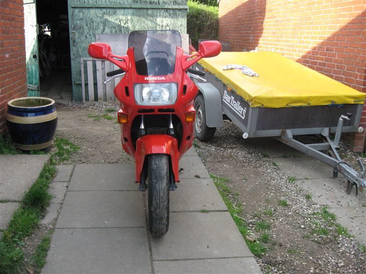 Honda cbr 600F1 (solgt) billede 4
