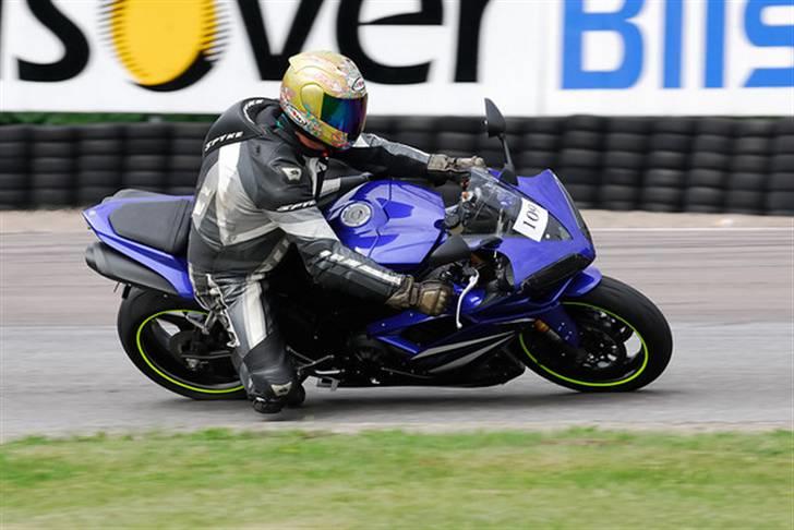 Yamaha R1  billede 4