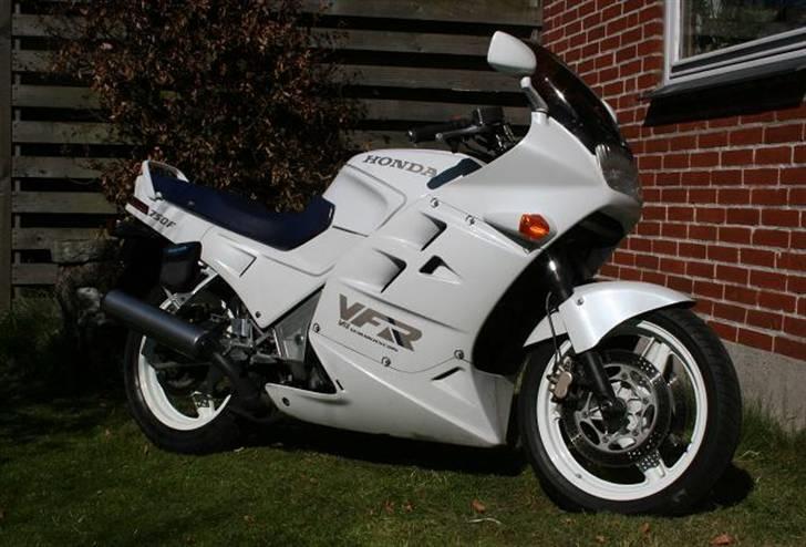 Honda VFR 750 F billede 1