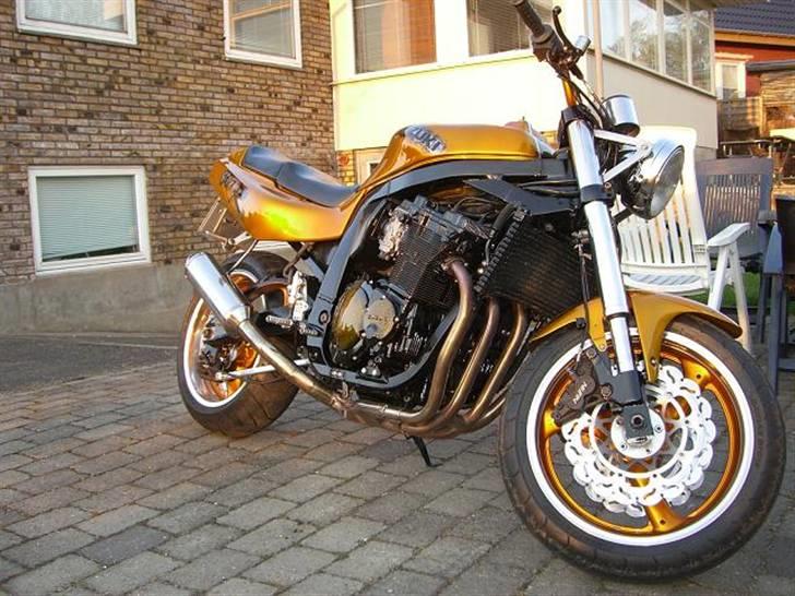 Suzuki gsxr 1100 streetfighter billede 3