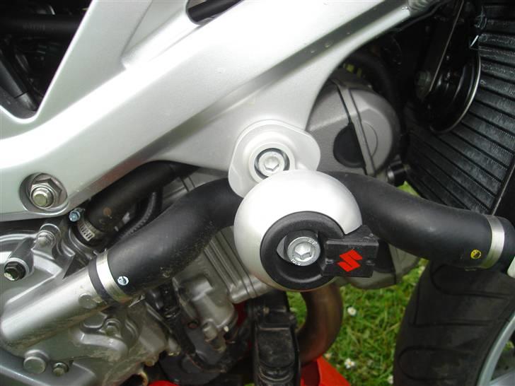 Suzuki SV 1000 N K7 **SOLGT** billede 15