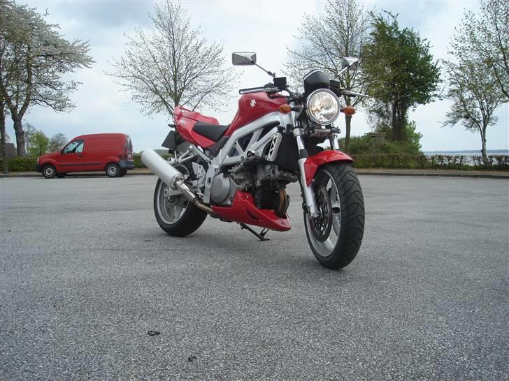 Suzuki SV 1000 N K7 **SOLGT** billede 19