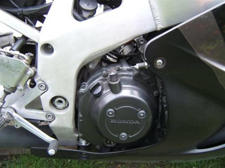 Honda CBR900rr billede 8