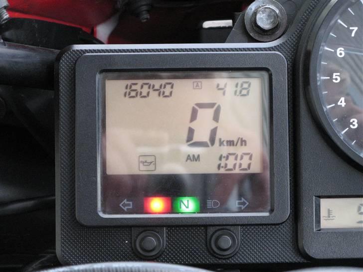 Honda CBR 900 RR billede 2