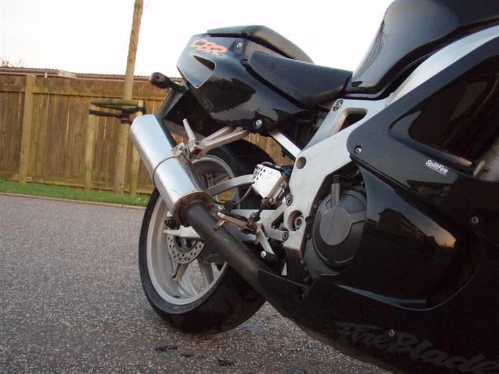 Honda CBR900RR fireblade billede 11