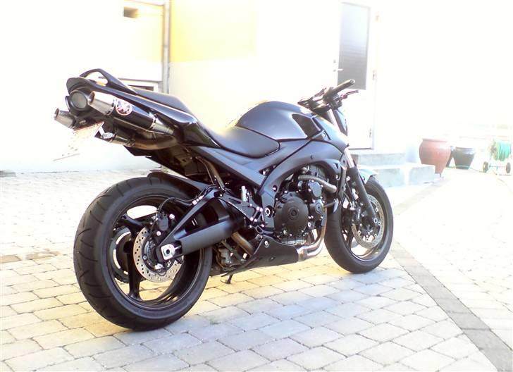 Suzuki GSR 600 K8 *Totalskadet*  billede 6