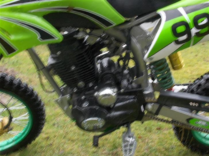 Loncin Kinesisk 150ccm DirtBike - Ældre billed. Havde haft hende i ca. 3 dage der..  billede 3