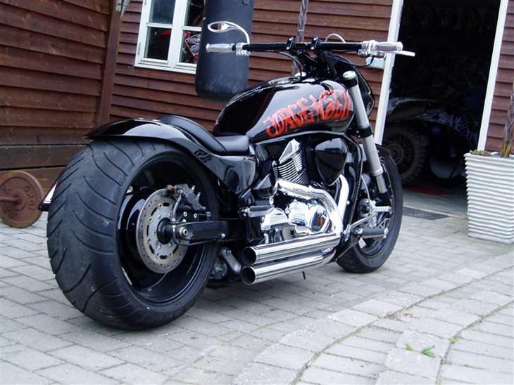 Suzuki Boulevard m109r кастом