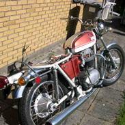 BSA A65L