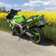 Kawasaki zx6r NINJA