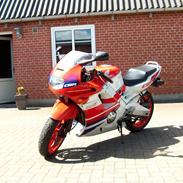 Honda cbr 600 f