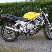 Honda CB-1 solgt!