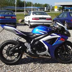 Suzuki GSXR-750 K7 *SOLGT*