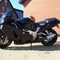 Suzuki gsx1300r hayabusa