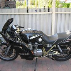 Suzuki gsx 750 Katana - (SOLGT)