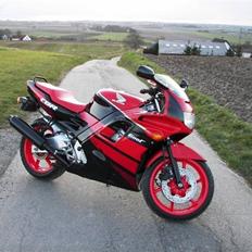 Honda CBR 600 F2