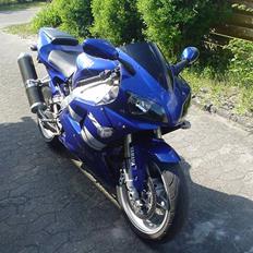 Yamaha yzf 1000 R1