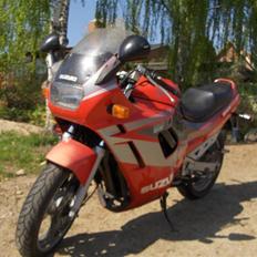 Suzuki gsx 750 f *solgt*