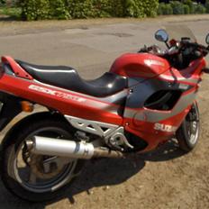 Suzuki gsx 750 f *solgt*