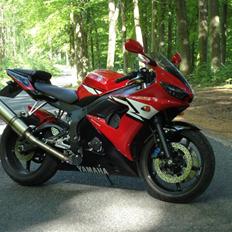 Yamaha YZF R6 (solgt)