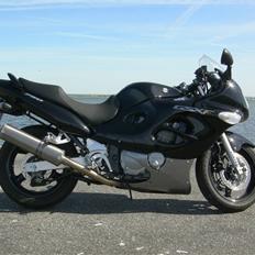 Suzuki GSX 750 F