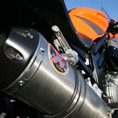 Hyosung GT650R   (SOLGT)