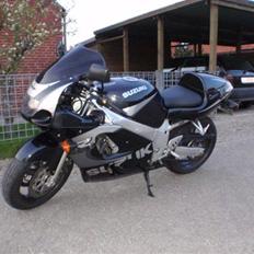 Suzuki GSXR 600