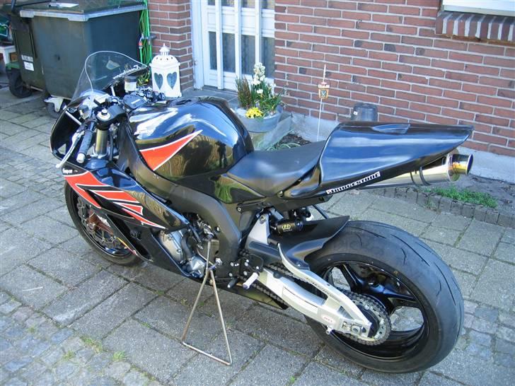 Honda CBR1000RR Fireblade(solgt - maj 08 billede 2