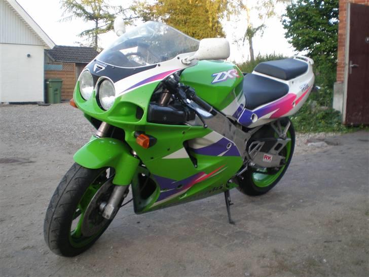 Kawasaki zxr 750 solgt billede 10