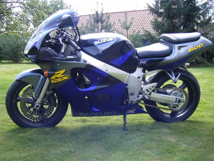 Suzuki gsxr600 srad solgt billede 1