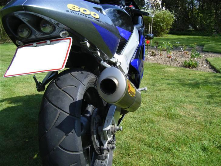 Suzuki gsxr600 srad solgt billede 14