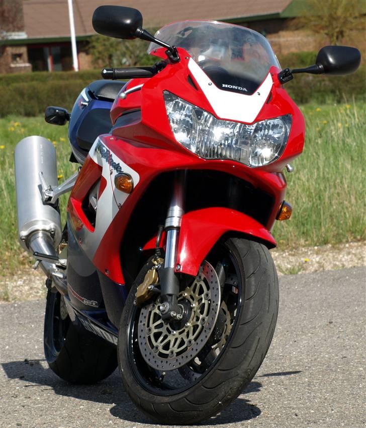 Honda CBR 900 RR billede 3