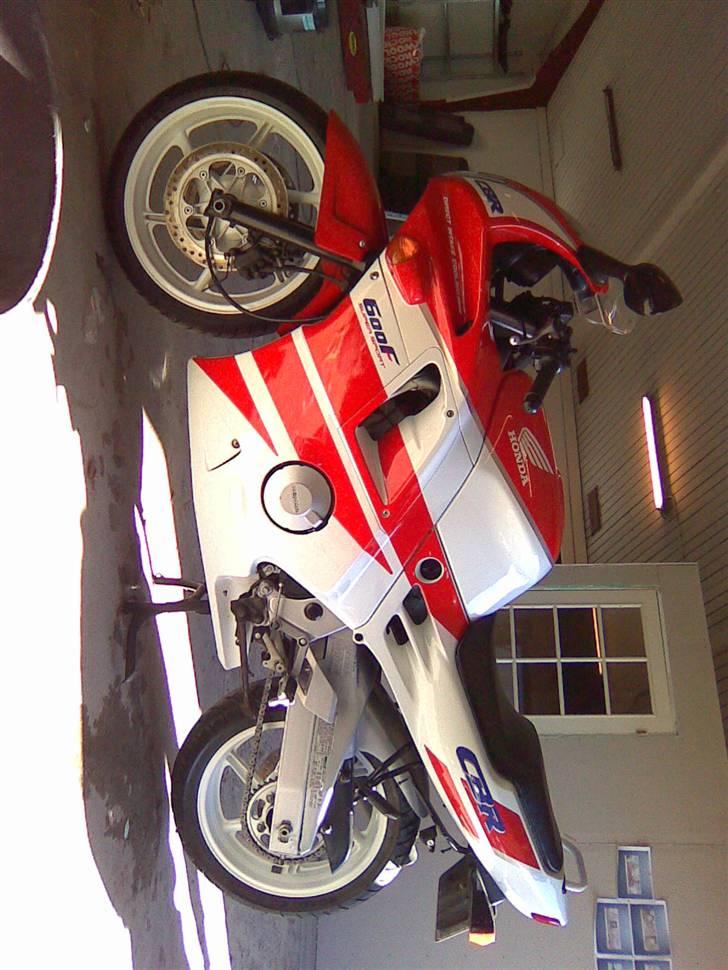 Honda cbr 600 pc25 supersport.  billede 10