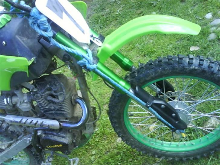 Loncin Kinesisk 150ccm DirtBike - Far funky´e reparation. (midlertideligt)... ((Den virker.!)) billede 13