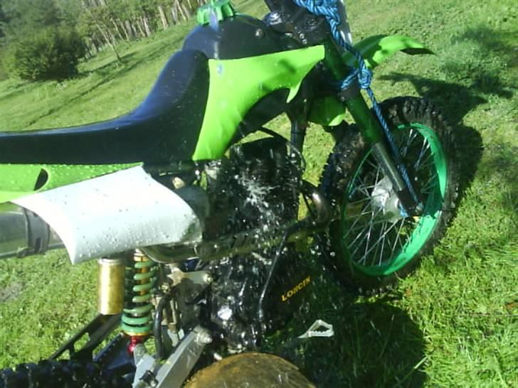 Loncin Kinesisk 150ccm DirtBike - "Jeg elsker at blive vasket. XD"..  billede 14